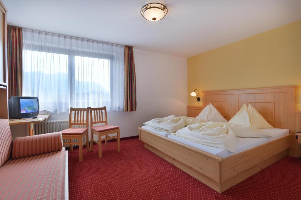 Hotel Austria Soll Exterior photo